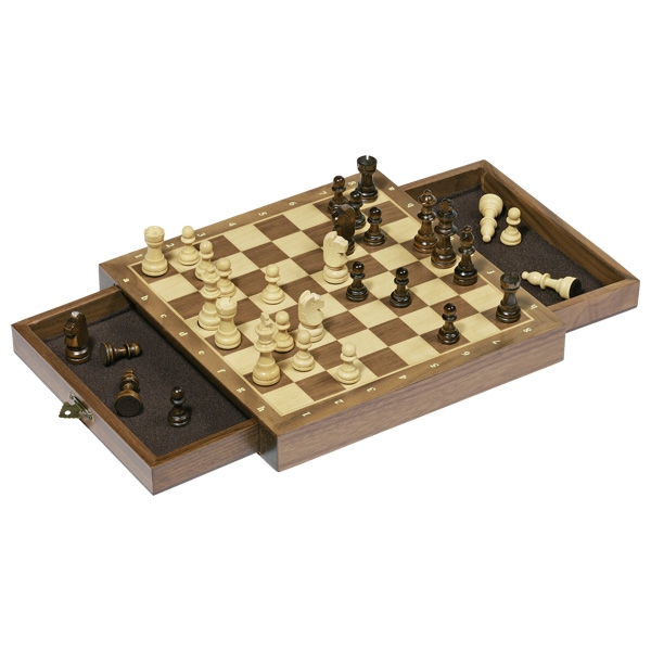 Šachy - Dřevěné magnetické se zásuvkami (Goki)