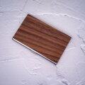 Pouzdro na karty Walnut Wood