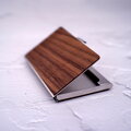 Pouzdro na karty Walnut Wood