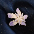 Brož Flower JX180