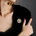 Brož Flower X2489