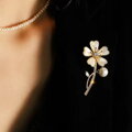 Brož Gold Flower AM304
