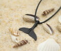 Přívěsek Velrybí ploutev N0106 Black
