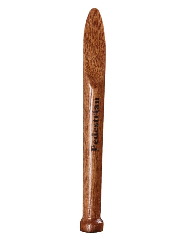 Dusátko na dýmky Wooden Pedestrian Dusátko na dýmky Wooden Pedestrian